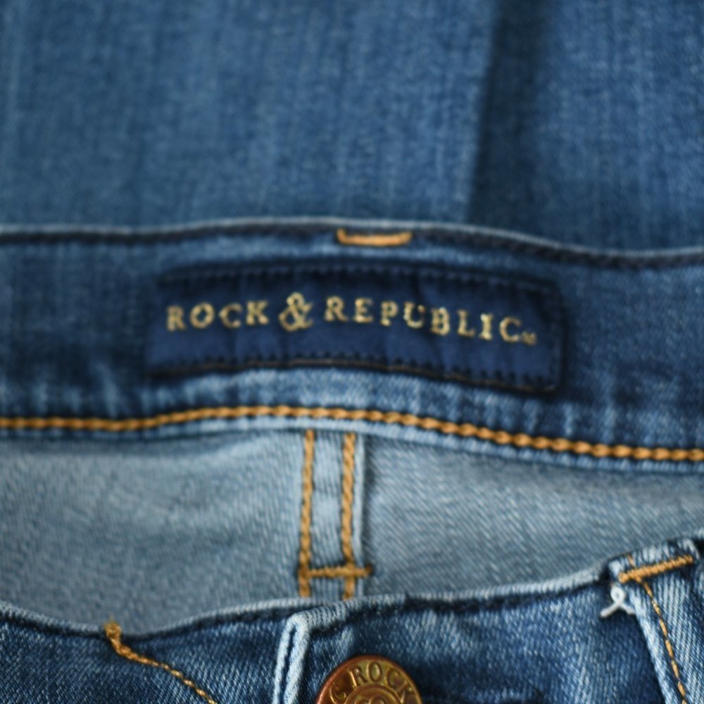 ROCK & Republic Blue Jeans - Picture 5 of 6